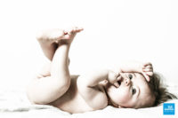 Photo d'un Bébé sur fond blanc